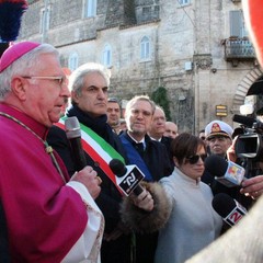 Mons. Ricchiuti