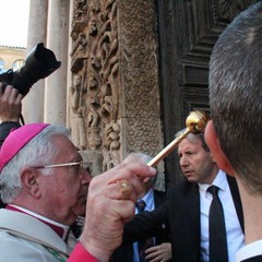 Mons. Ricchiuti