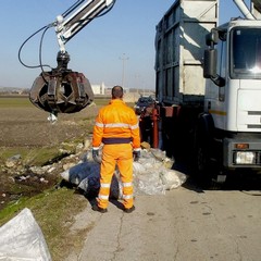 Rifiuti in contrada sgarrone