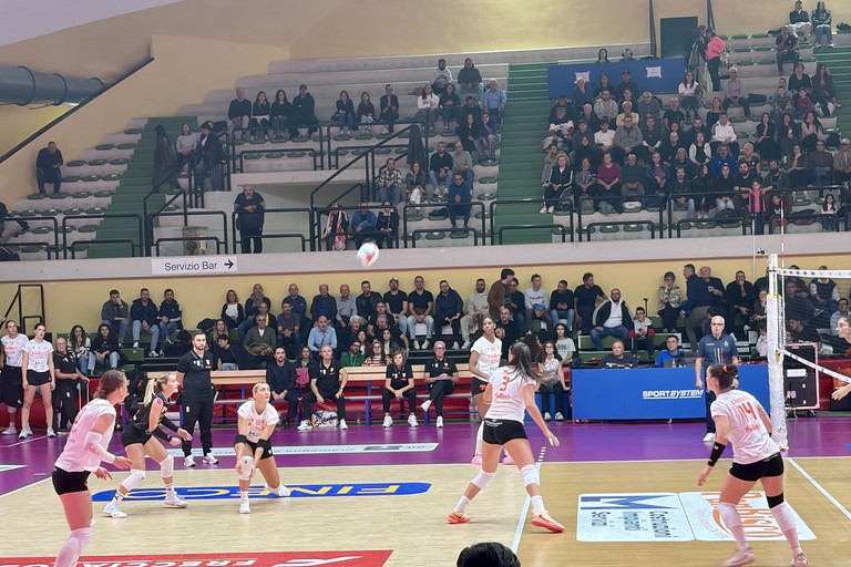Panbiscò Leonessa Volley sconfitta al tie-break