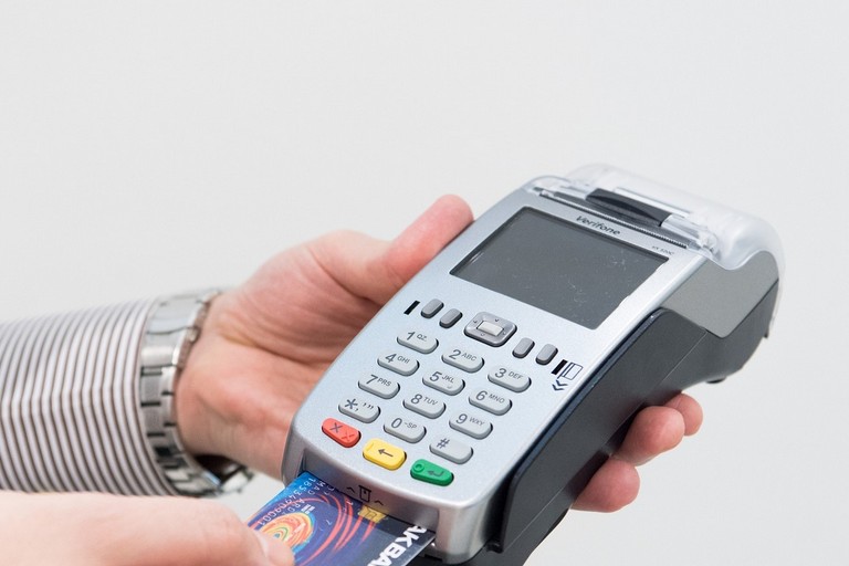 Pagamento elettronico - foto Confesercenti