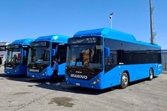 Consegnati tre nuovi autobus a metano