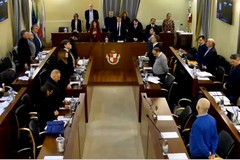 Consiglio comunale: maggioranza approva bilancio triennale