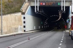 Statale 96, nel pomeriggio chiusa la galleria a Gravina