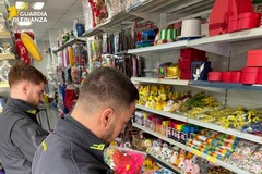 Carnevale: controlli della Guardia di finanza su sicurezza prodotti in vendita