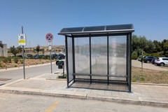 Associazioni donano una pensilina all'Ospedale della Murgia