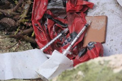 Intervento per rimuovere siringhe a pochi metri dalla scuola “Garibaldi”