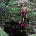 Venti speleologi alla scoperta della grotta di Faraualla