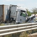 Incidente sulla statale 96, coinvolto anche autotrasportatore altamurano