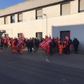 Stop alla raccolta rifiuti, lavoratori senza stipendio e senza certezze