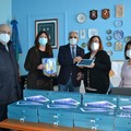 Rotary club dona 12 tablet al quinto circolo San Francesco