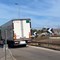 Camion fermi sulla statale 96 per protesta