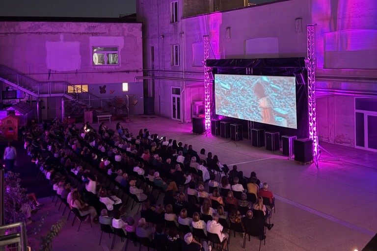 Cinema all'aperto