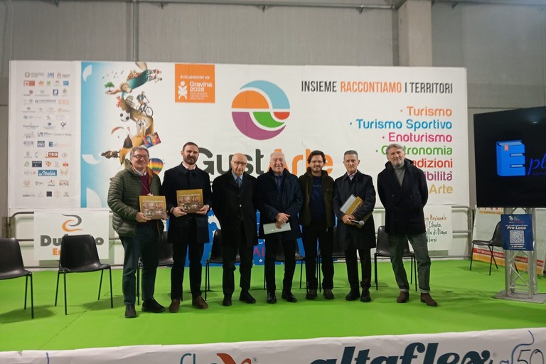 convegno libro via micaelica