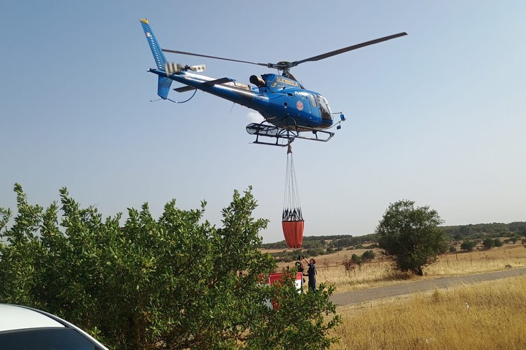 Spento l'incendio nella Murgia, inizia la conta dei danni