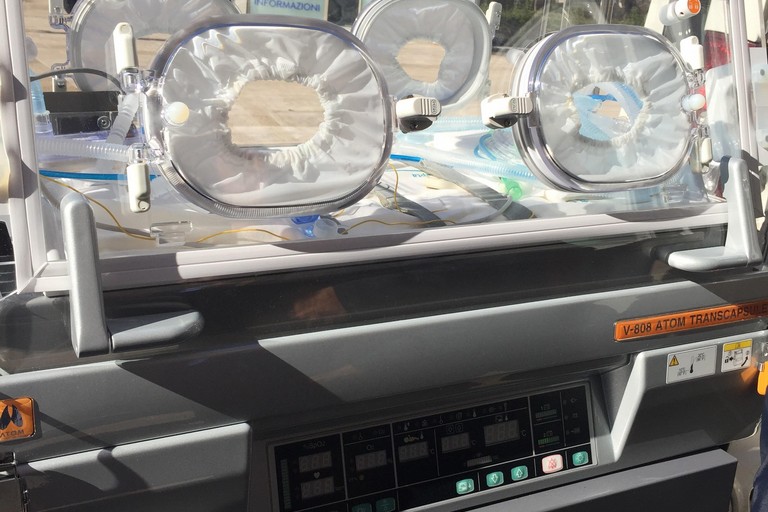ambulanza trasporto neonati