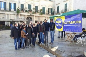 Noi con Salvini