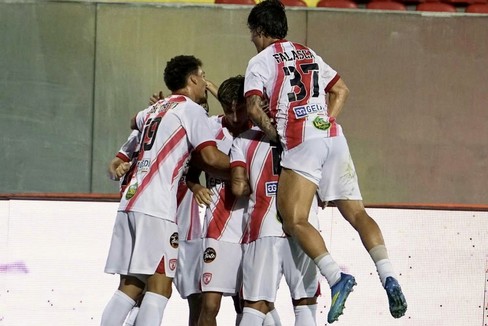Altamura, esordio in casa nel derby col Monopoli