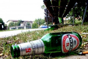 bottiglie per strada