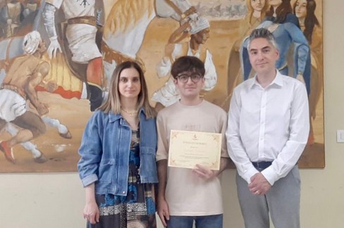 Studente altamurano è campione pugliese di  "debate "
