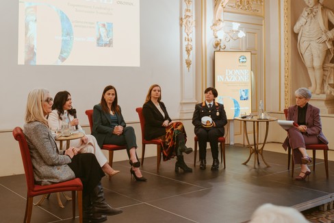  "Donne in azione ", il coraggio e la capacità di una leadership femminile