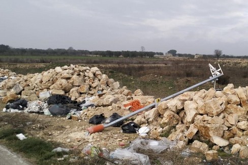 Rifiuti e reati ambientali, accordo con le forze dell'ordine