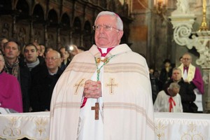 Auguri di buona Pasqua 2017 dal Vescovo Giovanni Ricchiuti