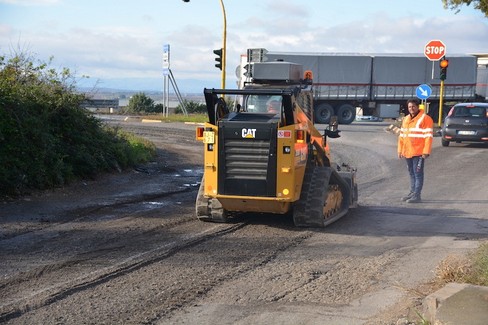 lavori stradali contrada graviscella