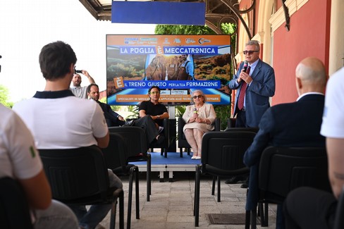 Formazione lavorativa per tecnici di tecnologia ferroviaria innovativa