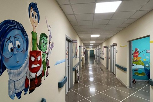 Nella Neuropsichiatria infantile un murale di  "Inside out "