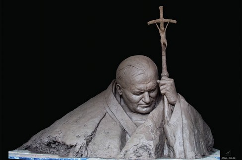 Una scultura di Giovanni Paolo II per "PopolArte "