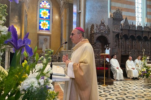 Veglia Pasquale in Cattedrale con il Vescovo Russo