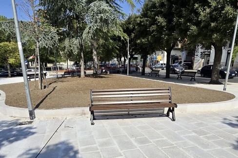 Riaperta la villetta in piazza Zanardelli