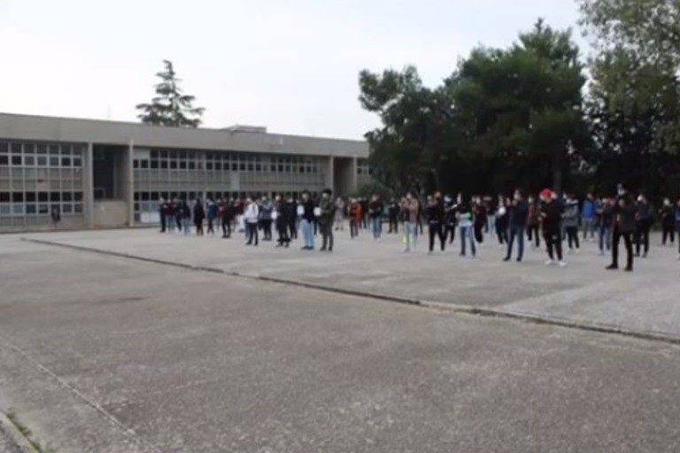 Studenti dell'ITT Nervi Galilei